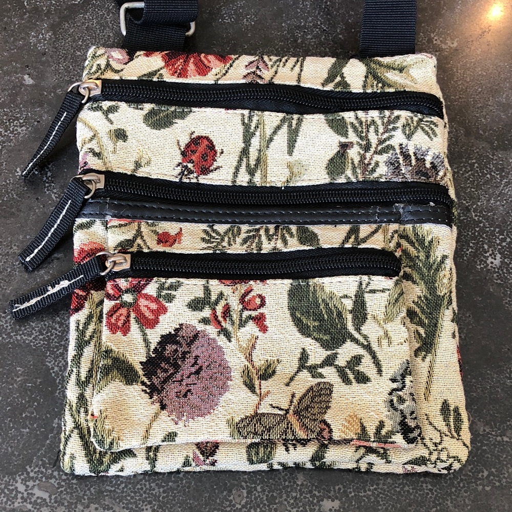 Floral Tapestry Crossbody Bag in Cream and Green
